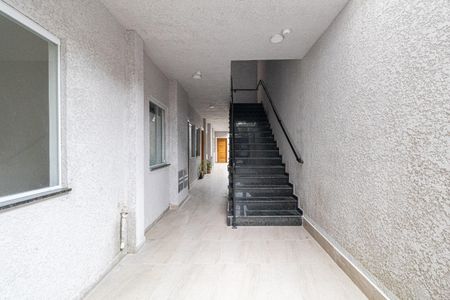 Apartamento à venda com 33m², 2 quartos e sem vaga Apartamento à venda com 33m², 2 quartos e sem vagaÁrea Comum