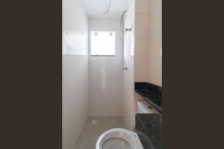 Apartamento à venda com 33m², 2 quartos e sem vaga Apartamento à venda com 33m², 2 quartos e sem vagaBanheiro
