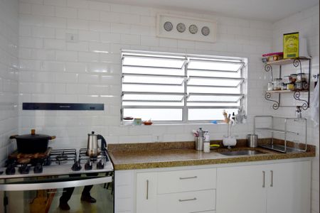 Casa à venda com 210m², 2 quartos e 1 vagaCozinha