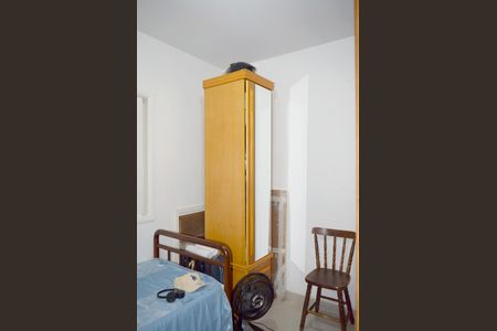 Casa à venda com 210m², 2 quartos e 1 vagaQuarto