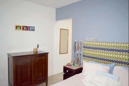 Casa à venda com 210m², 2 quartos e 1 vagaSuíte