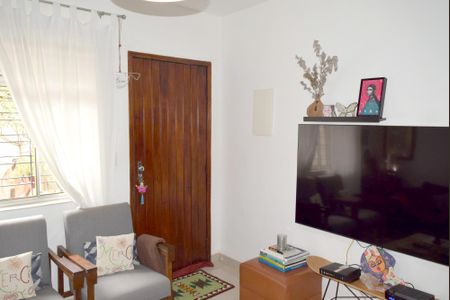 Casa à venda com 210m², 2 quartos e 1 vagaSala