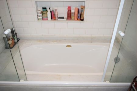 Casa à venda com 210m², 2 quartos e 1 vagaBanheiro da Suíte