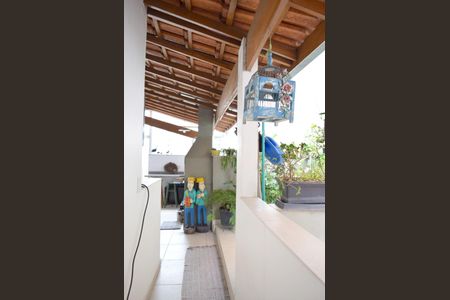 Casa à venda com 210m², 2 quartos e 1 vagaAcesso ao quintal e área de serviço