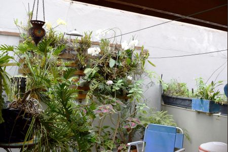 Casa à venda com 210m², 2 quartos e 1 vagaJardim