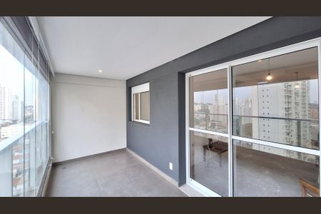 Apartamento à venda com 69m², 2 quartos e 2 vagas Apartamento à venda com 69m², 2 quartos e 2 vagasVaranda