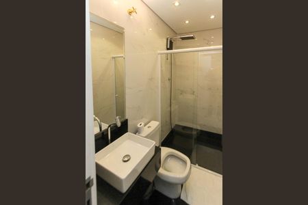 Apartamento à venda com 380m², 4 quartos e 6 vagasBanheiro da Suite 02