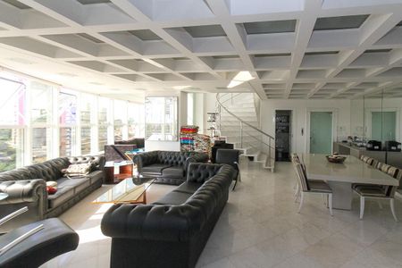 Apartamento à venda com 380m², 4 quartos e 6 vagasSala