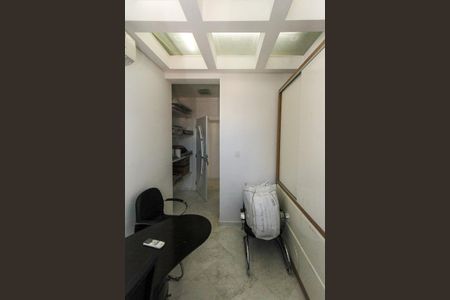 Apartamento à venda com 380m², 4 quartos e 6 vagasSuite 02