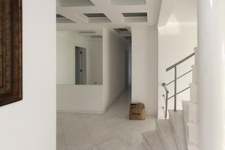 Apartamento à venda com 380m², 4 quartos e 6 vagasCorredor