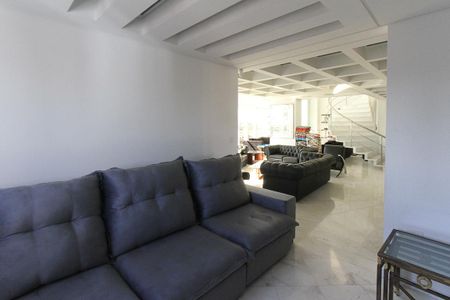 Apartamento à venda com 380m², 4 quartos e 6 vagasSala