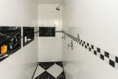 Apartamento à venda com 380m², 4 quartos e 6 vagasBanheiro da Suite 04