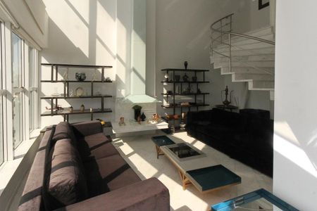 Apartamento à venda com 380m², 4 quartos e 6 vagasSala