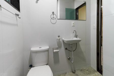 Casa à venda com 480m², 4 quartos e 3 vagasBanheiro social 2