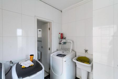 Casa à venda com 480m², 4 quartos e 3 vagasÁrea de serviço