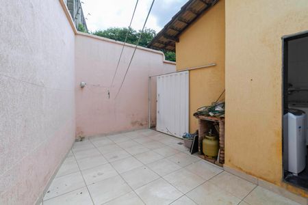 Casa à venda com 480m², 4 quartos e 3 vagasQuintal