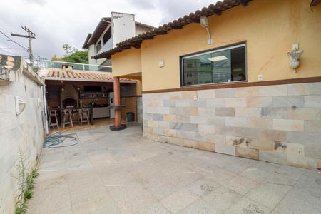 Casa à venda com 480m², 4 quartos e 3 vagasÁrea gourmet