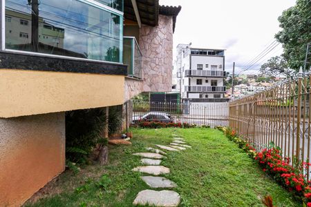 Casa à venda com 480m², 4 quartos e 3 vagasJardim