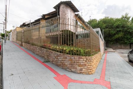 Casa à venda com 480m², 4 quartos e 3 vagasFachada