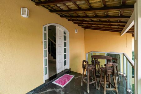 Casa à venda com 480m², 4 quartos e 3 vagasVaranda