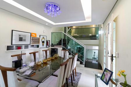 Casa à venda com 480m², 4 quartos e 3 vagasSala de Jantar