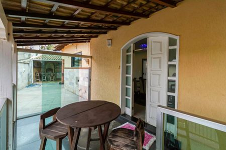 Casa à venda com 480m², 4 quartos e 3 vagasVaranda