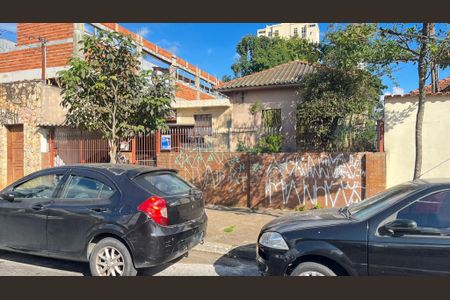 Casa para alugar com 500m², 2 quartos e 3 vagasFachada