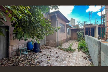 Casa para alugar com 500m², 2 quartos e 3 vagasQuintal