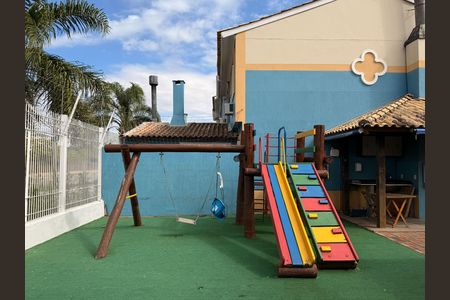 Casa de condomínio à venda com 110m², 3 quartos e 2 vagas Casa de condomínio à venda com 110m², 3 quartos e 2 vagasÁrea comum - Playground