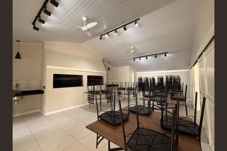 Casa de condomínio à venda com 110m², 3 quartos e 2 vagas Casa de condomínio à venda com 110m², 3 quartos e 2 vagasÁrea comum - Salão de festas