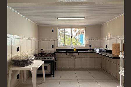 Casa de condomínio à venda com 110m², 3 quartos e 2 vagas Casa de condomínio à venda com 110m², 3 quartos e 2 vagasÁrea comum - Salão de festas