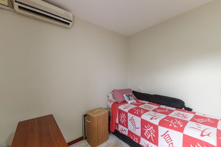 Casa de condomínio à venda com 110m², 3 quartos e 2 vagas Casa de condomínio à venda com 110m², 3 quartos e 2 vagasQuarto 1 - 2 andar