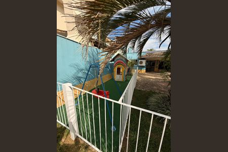 Casa de condomínio à venda com 110m², 3 quartos e 2 vagas Casa de condomínio à venda com 110m², 3 quartos e 2 vagasÁrea comum - Playground