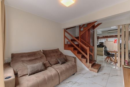 Casa de condomínio à venda com 110m², 3 quartos e 2 vagas Casa de condomínio à venda com 110m², 3 quartos e 2 vagasSala