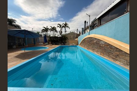 Casa de condomínio à venda com 110m², 3 quartos e 2 vagas Casa de condomínio à venda com 110m², 3 quartos e 2 vagasÁrea comum - Piscina