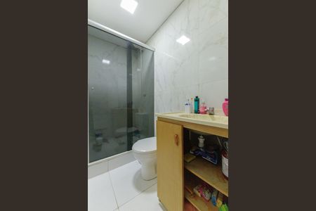 Casa de condomínio à venda com 110m², 3 quartos e 2 vagas Casa de condomínio à venda com 110m², 3 quartos e 2 vagasBanheiro Social - 2 andar