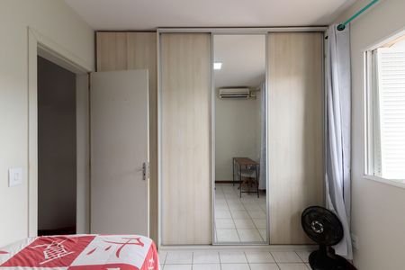 Casa de condomínio à venda com 110m², 3 quartos e 2 vagas Casa de condomínio à venda com 110m², 3 quartos e 2 vagasQuarto 1 - 2 andar