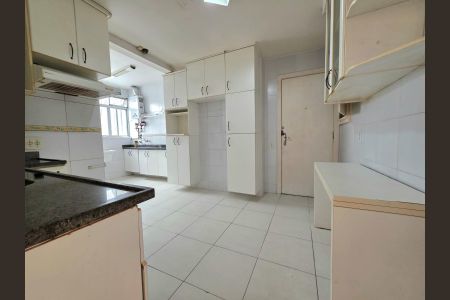 Apartamento à venda com 133m², 3 quartos e 2 vagas