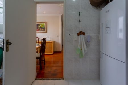 Apartamento à venda com 65m², 3 quartos e 1 vaga Apartamento à venda com 65m², 3 quartos e 1 vagaCozinha e Área de Serviço