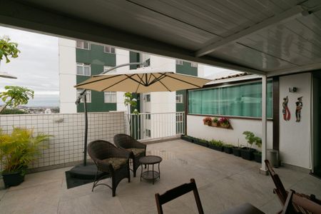 Apartamento à venda com 160m², 3 quartos e 2 vagasÁrea Externa