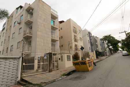 Apartamento à venda com 160m², 3 quartos e 2 vagasFachada