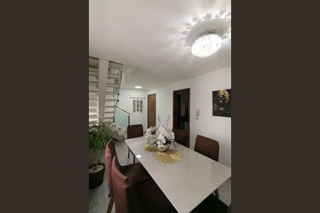 Apartamento à venda com 160m², 3 quartos e 2 vagasCopa