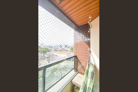 Apartamento à venda com 104m², 3 quartos e 1 vaga Apartamento à venda com 104m², 3 quartos e 1 vagaSacada