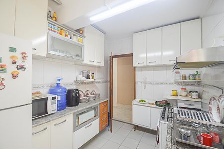 Apartamento à venda com 104m², 3 quartos e 1 vaga Apartamento à venda com 104m², 3 quartos e 1 vagaCozinha