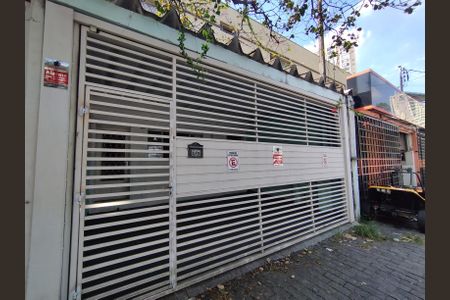 Casa à venda com 760m², 7 quartos e 2 vagasFachada