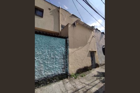 Casa à venda com 760m², 7 quartos e 2 vagasFachada lado de trás