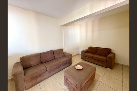 Casa à venda com 259m², 6 quartos e 2 vagasCasa 2-Sala