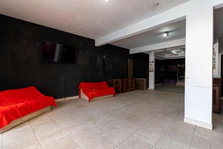 Casa à venda com 460m², 3 quartos e 6 vagasÁrea comum - Salão de festas