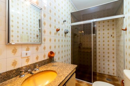 Casa à venda com 460m², 3 quartos e 6 vagasBanheiro 2