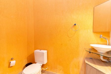 Casa à venda com 460m², 3 quartos e 6 vagasBanheiro do Salão 